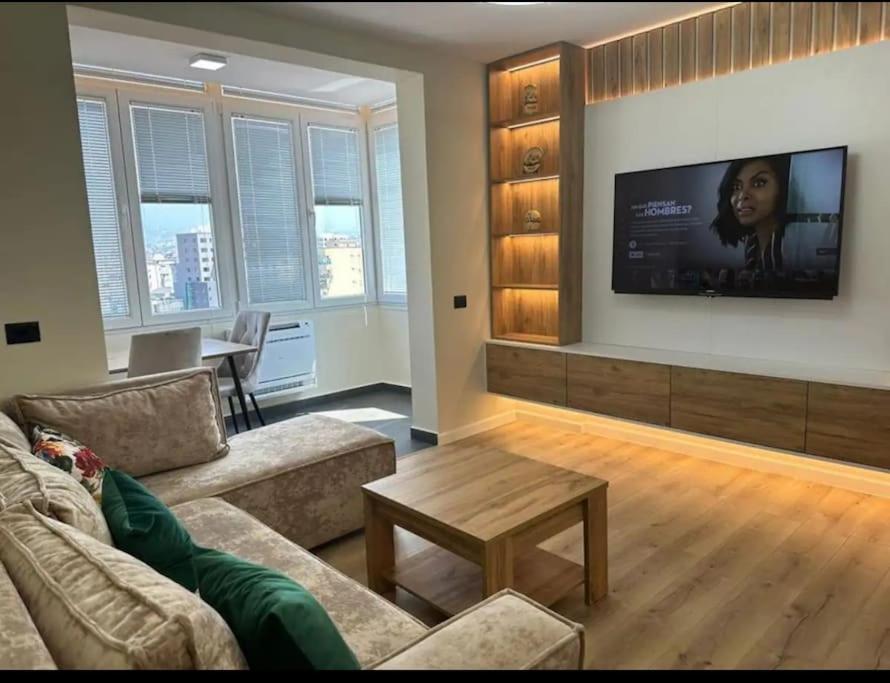 Peace And Love Luxury Apartment In Center, New Bazaar 2 Tirana Extérieur photo